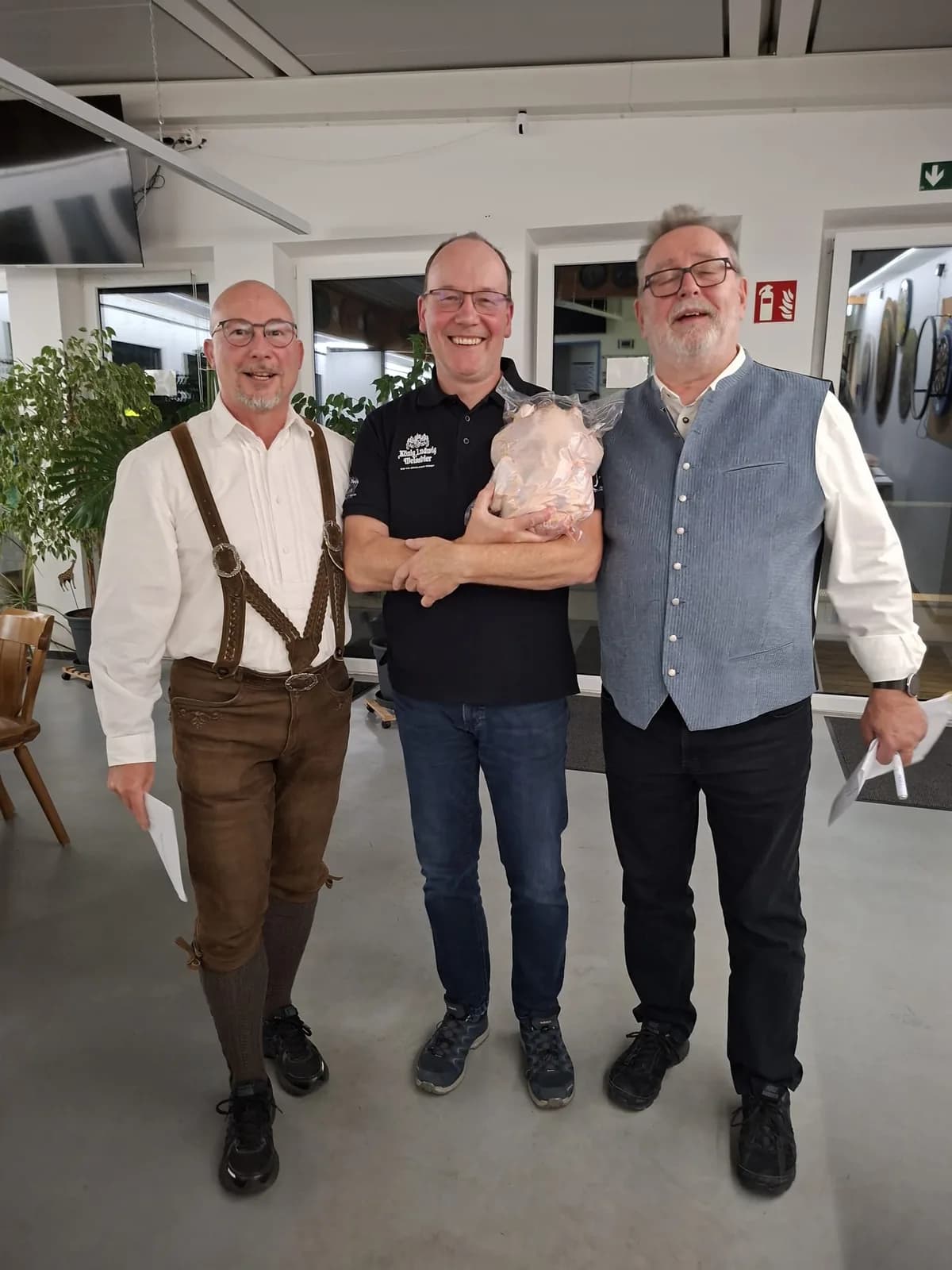 Bei der Preisverteilung im Schützenheim.